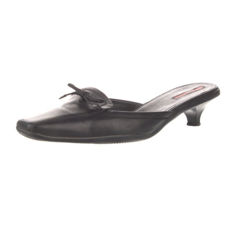 PRADA SPORT Leather Bow Accents Mules. SZ 40 (US SZ 10).